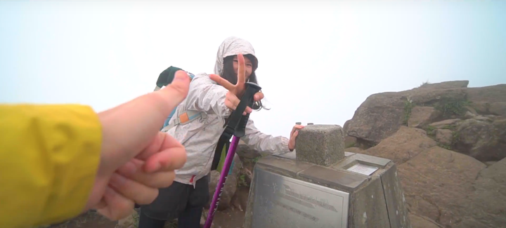 DARN TOUGH羊毛襪開箱！登上七星山實測