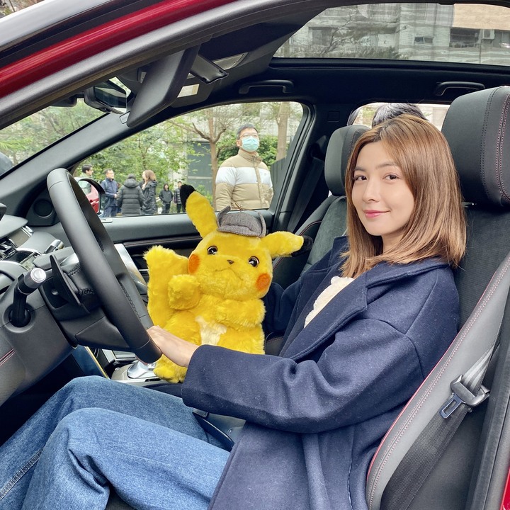 點我看大圖 『萌 開箱』去年中日本 限定販売 LIFE SIZE DOLL 名探偵ピカチ 終於入手啦!