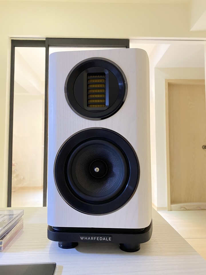 點我看大圖 【開箱】 Wharfedale EVO4.1 書架式揚聲器-入門價格也能享受到頂級用料!?