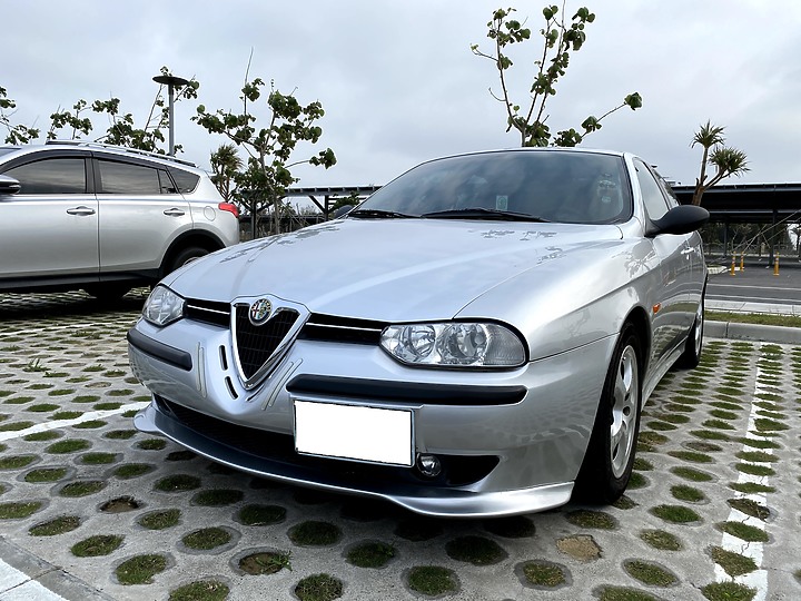 我終於入手心儀的品牌ALFA ROMEO