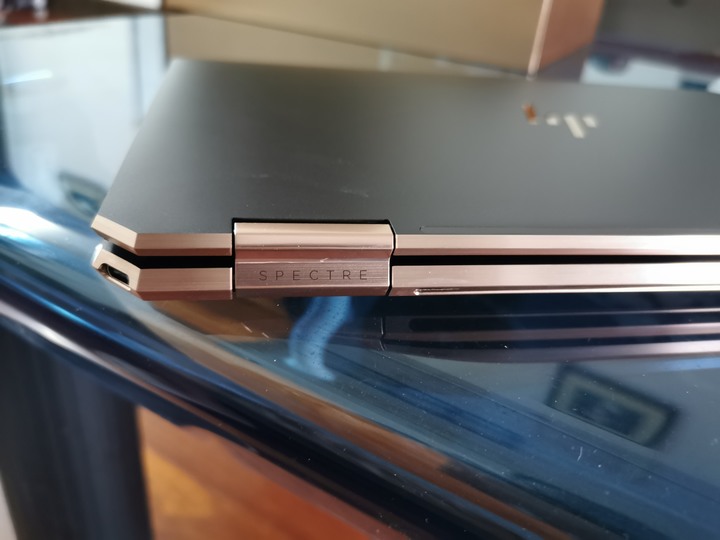 點我看大圖 HP Spectre X360 13 黑金色 簡單分享
