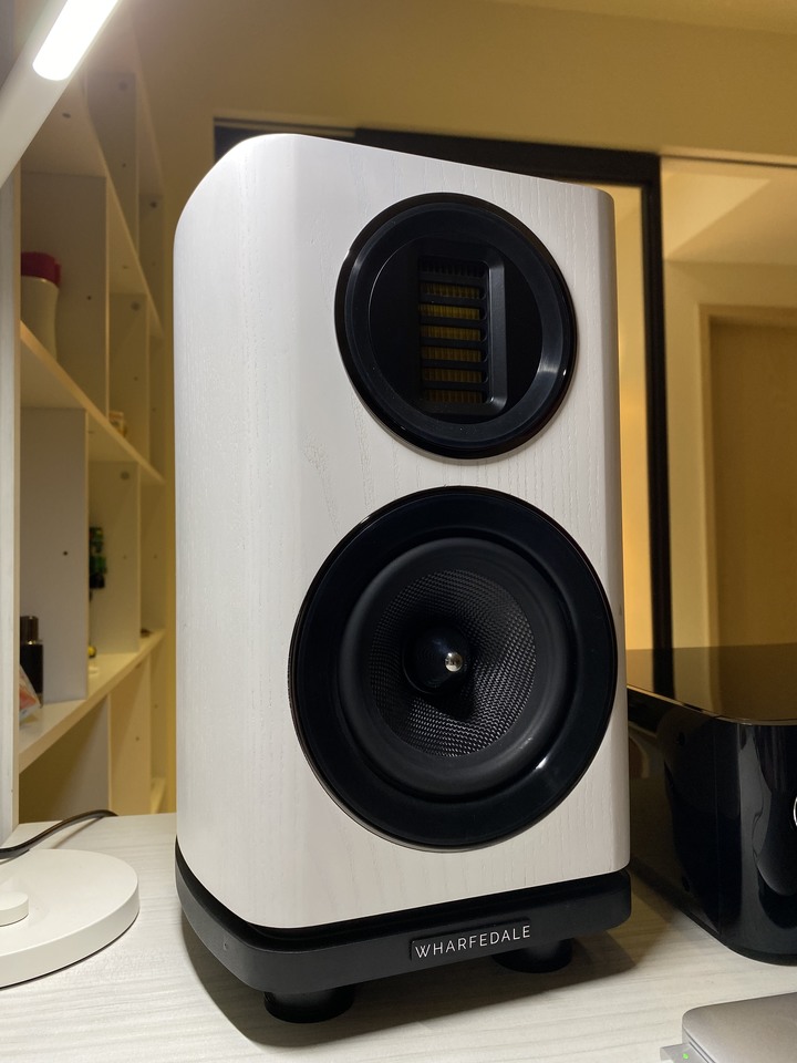 點我看大圖 【開箱】 Wharfedale EVO4.1 書架式揚聲器-入門價格也能享受到頂級用料!?