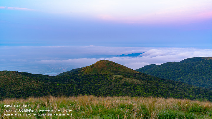 Pentax 645z + GR3 8K 縮時 : 大屯山助航站的日出雲海