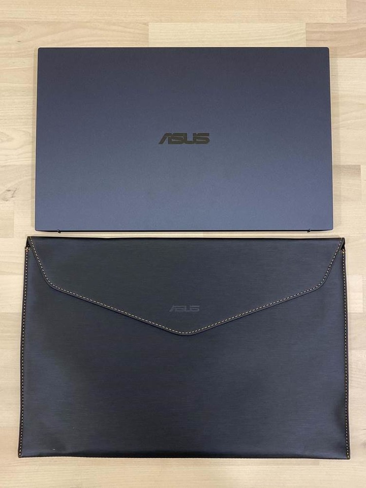 ASUS ExpertBook B9450 頂級商用筆電 開箱