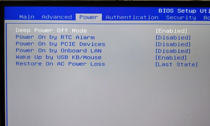 重灌win10 但bios卻始終抓不到usb