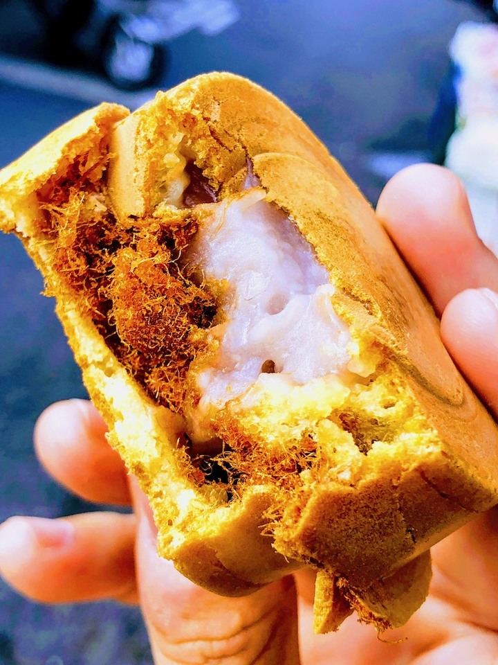 [嘉義市] 「銅共啊餅」南門圓環旁古法創新脆皮紅豆餅！口味變化多樣！私推青醬鮪魚和芝麻新口味！