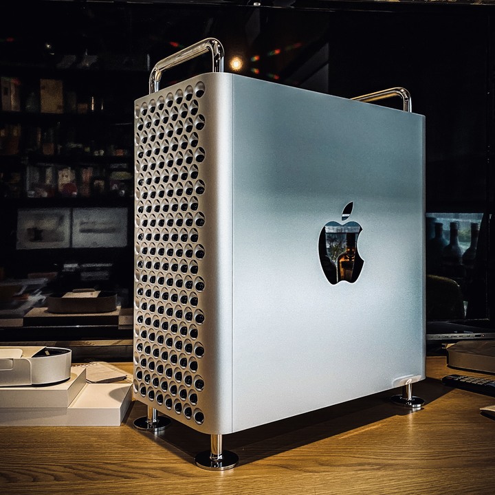 2020 大Mac Pro 開箱