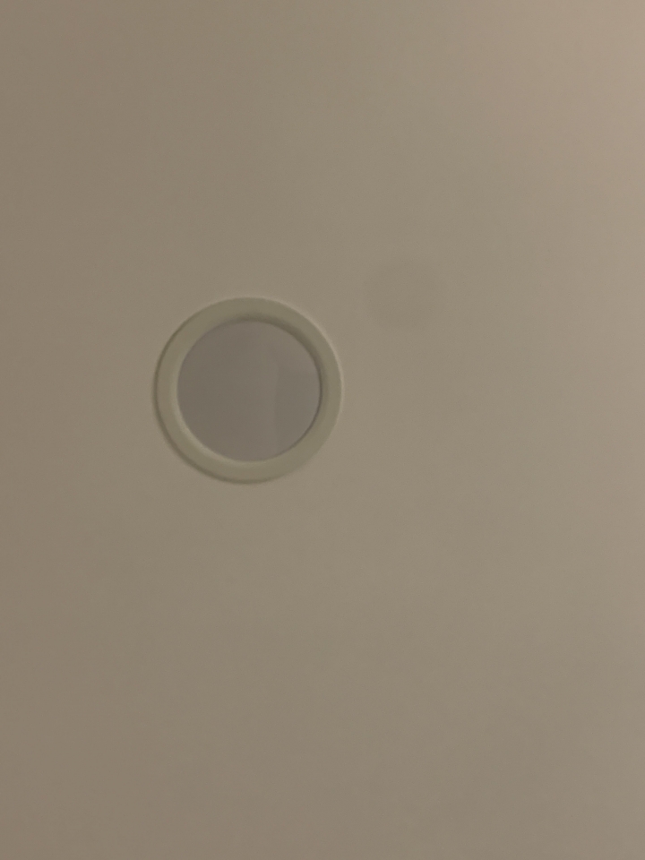 方型嵌燈（雙燈）如何自行更換？