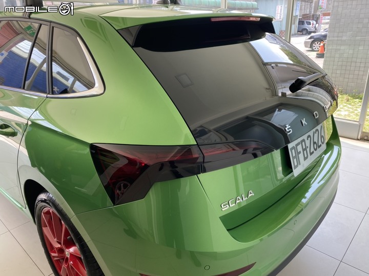 揮別舊愛,踏上綠階梯--Skoda Scala 1.0TSI 開箱!
