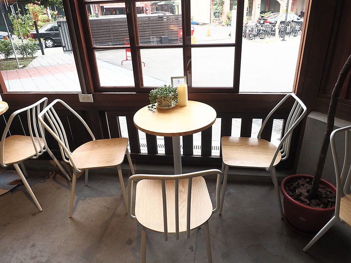 南投 竹山 小日子竹山菸草站｜原專賣局臺中支局竹山葉煙草收納場 — 煙草文化資產再生、簡單過過小日子