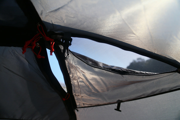 [開箱]Coleman 3025+ TOUGH圓頂露營帳篷(黑黑帳) ft. 泰坦天際哈比天幕