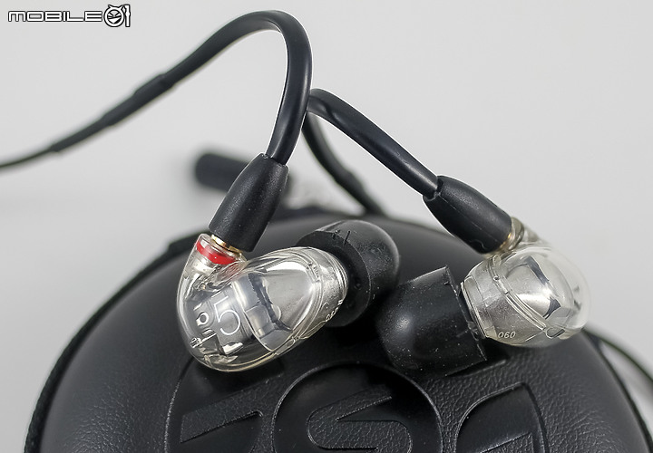 【北極熊開箱】往日榮耀的延續- Shure Aonic 5