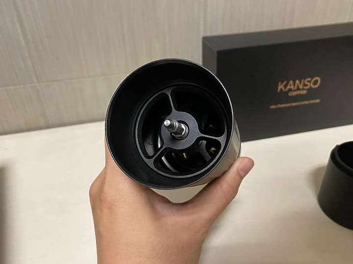 簡易開箱文— kanso Hiku 手搖磨豆機