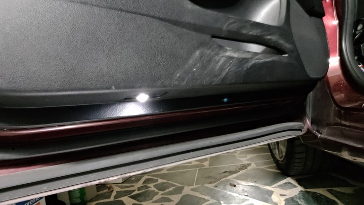 安裝CIVIC9【照地燈】