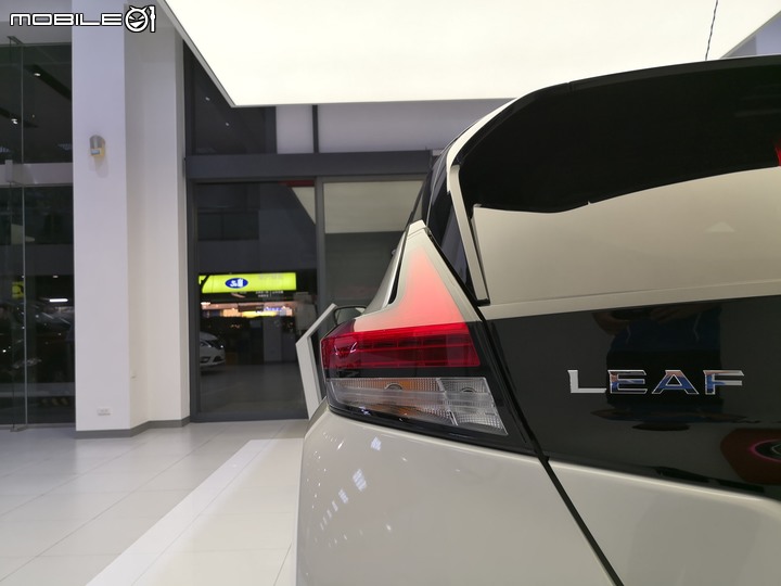 純粹分享Nissan Leaf(純圖)