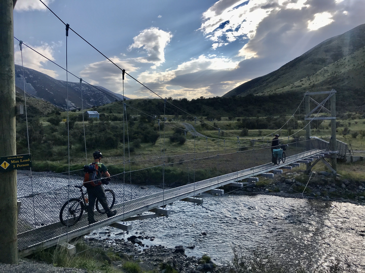 “流浪者日誌” - 紐西蘭ST JAMES CYCLING TRAIL BIKEPACKING