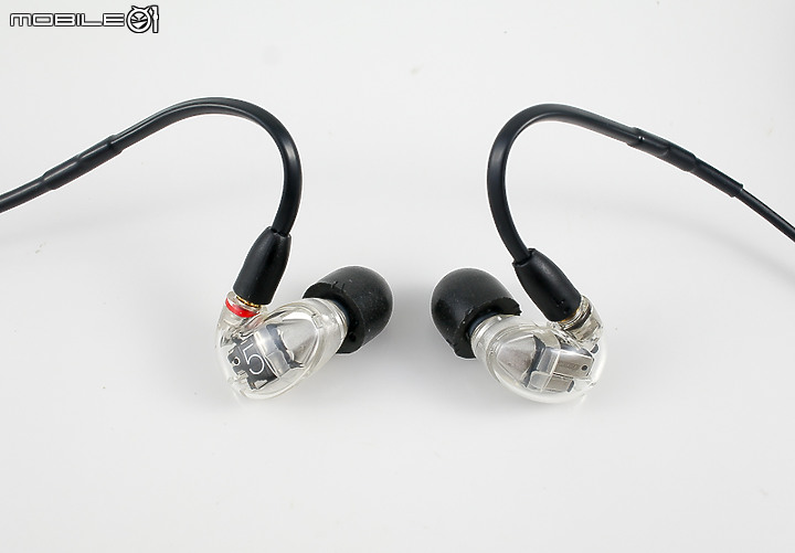 【北極熊開箱】往日榮耀的延續- Shure Aonic 5