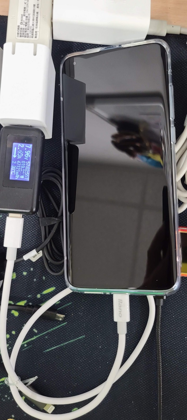 小米10 Pro的充電速度, 與通知問題。