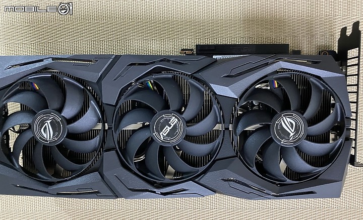 點我看大圖 裸裝信仰 ASUS ROG STRIX 1660Ti 6GB 沒有箱子的開箱