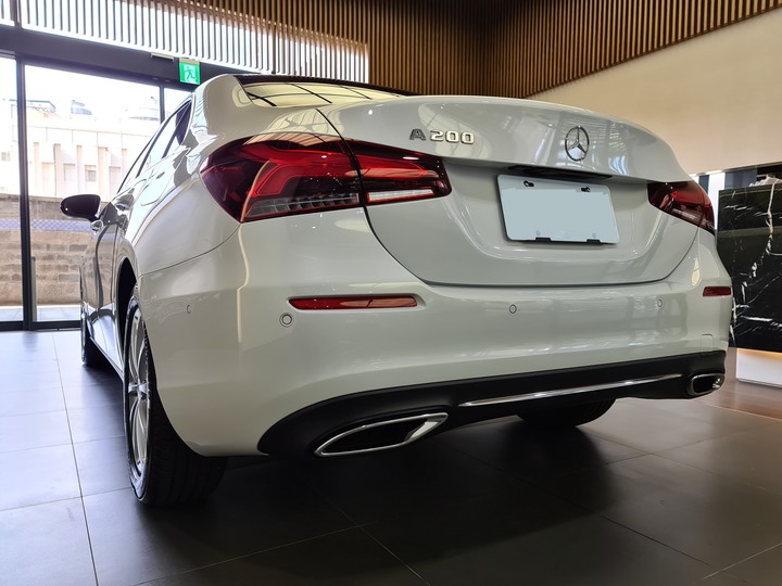 點我看大圖 賓士新車陪同交車記錄 A200 Sedan & CLA200 Shooting Brake