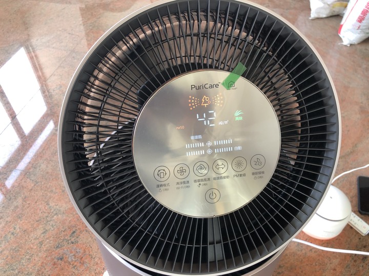 [開箱] LG PuriCare™ WiFi 360°空氣清淨機 [AS601DPT0 銀色][去除懸浮粒子,維持空氣好品質!]