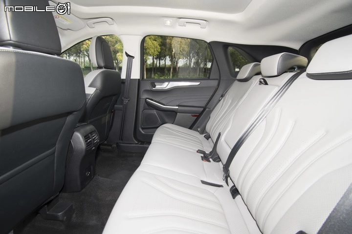 大改款ford Kuga Vs 熱門suv對決首部曲 空間與配備較量 Mobile01