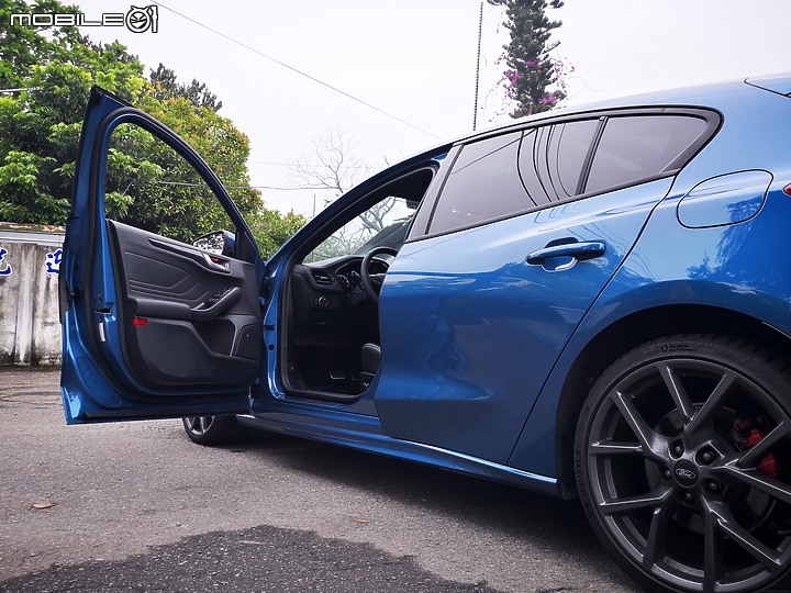 純粹分享Ford Focus ST(純圖)
