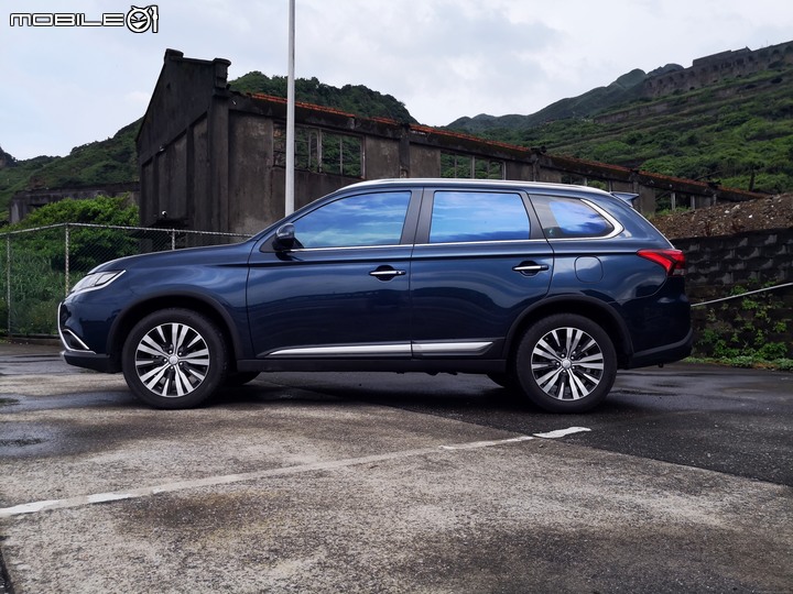 純粹分享Mitsubishi Outlander(純圖)4