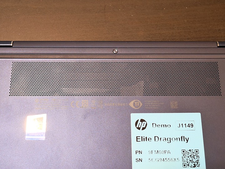 造型吸睛、輕巧便攜、使用順暢 — 商用筆電的最優選 — 《HP EliteBook Dragonfly》體驗心得