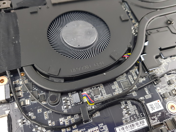 點我看大圖 【小宅開箱】【評測】技嘉GIGABYTE AERO 17 XB 第十代 全新跨界筆電 顛覆你的想像