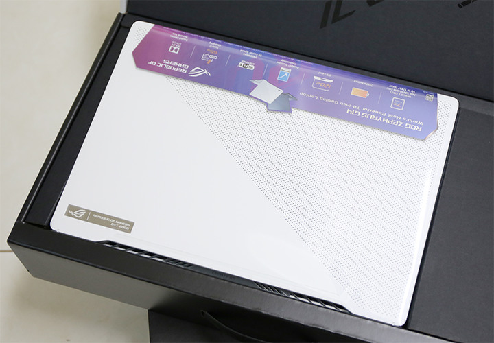 點我看大圖 ROG 西風 Zephyrus G14 月光白入手(圖多更)