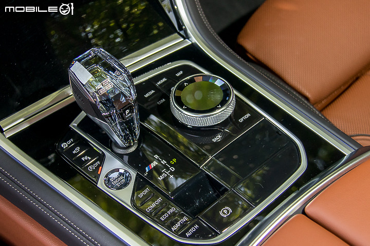 BMW M850i xDrive Gran Coupe 依舊美得令人屏息!