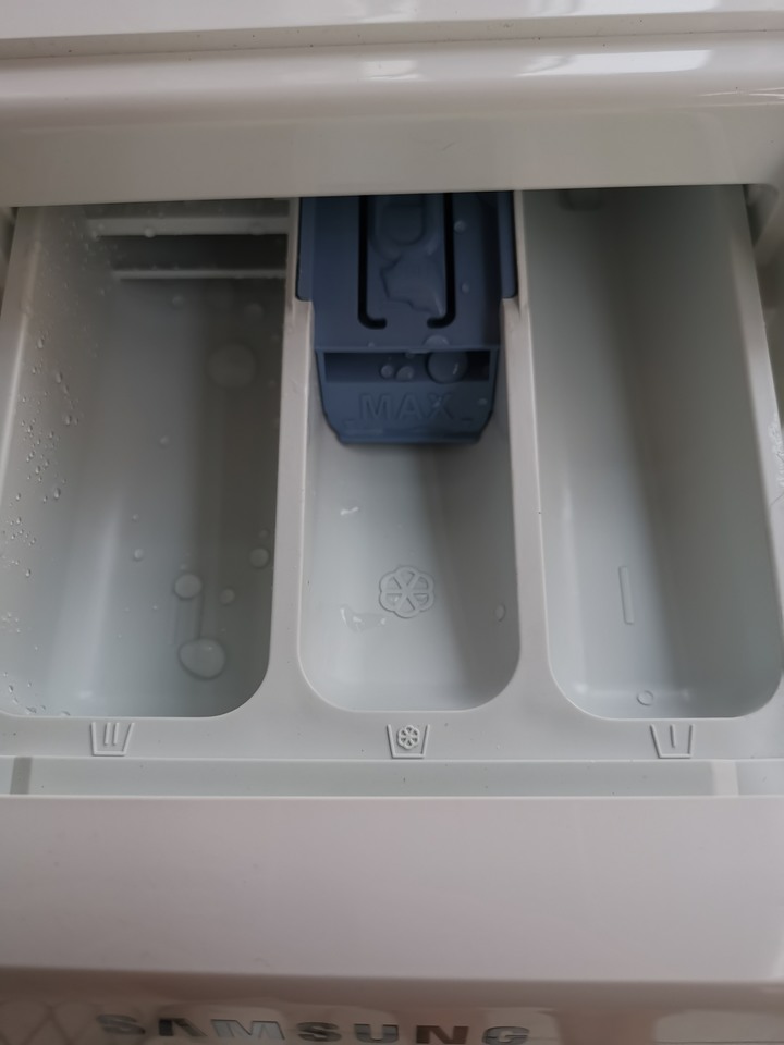 WD10N64FR2W/TW 滾筒洗衣機開箱