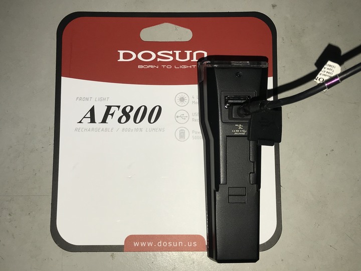 自行車燈 DOSUN AF800 有截止線及增加L型扣具 開箱試用