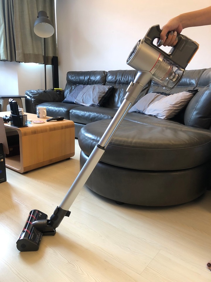我的開箱文 LG 無線吸塵器A9PBED2X
