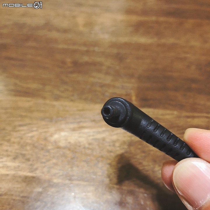 求大神們 LENOVO IDEAPAD 320S  是否有機會支援  USB-C  充電