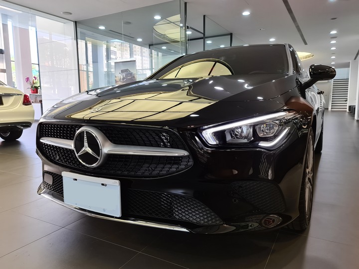 點我看大圖 賓士新車陪同交車記錄 A200 Sedan & CLA200 Shooting Brake