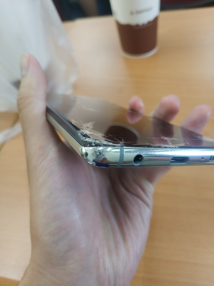 S10+超堅固的啦!!!