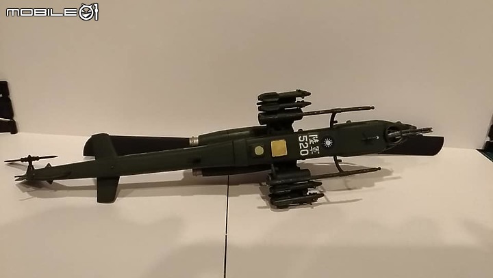 1/72 中華民國陸軍 AH-1W 超級眼鏡蛇