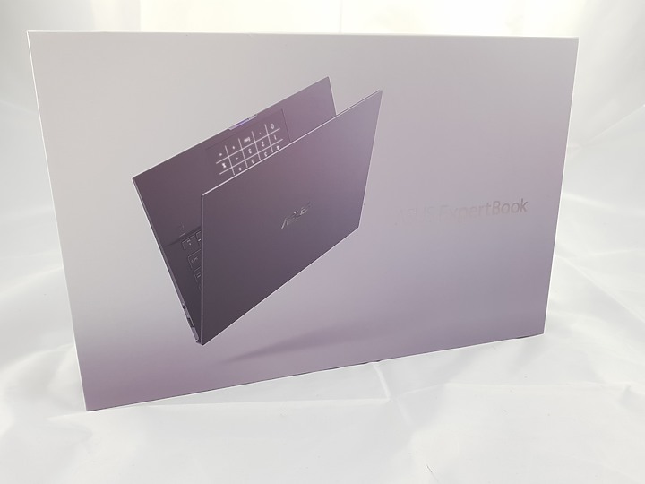 「小亞開箱」ASUS B9450F 極輕．疾快展現商務該有的風格