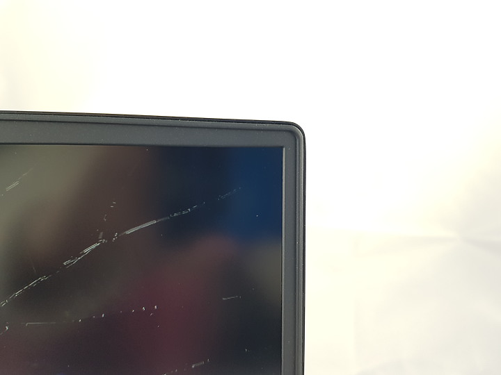 「小亞開箱」MSI GP65 Leopard 9SE 電競筆電，非用我不可