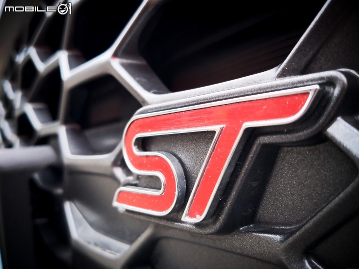 純粹分享Ford Focus ST(純圖)