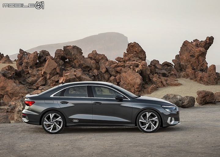 【海外新訊】Audi A3 Sedan 正式登場,延續動感跑格、加添新世代線傳排檔
