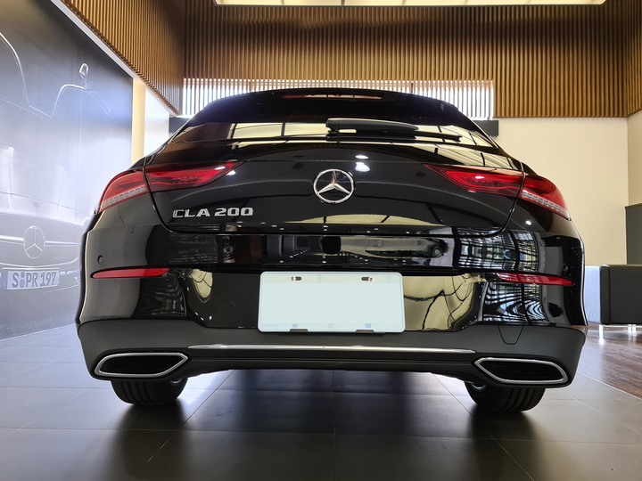 點我看大圖 賓士新車陪同交車記錄 A200 Sedan & CLA200 Shooting Brake