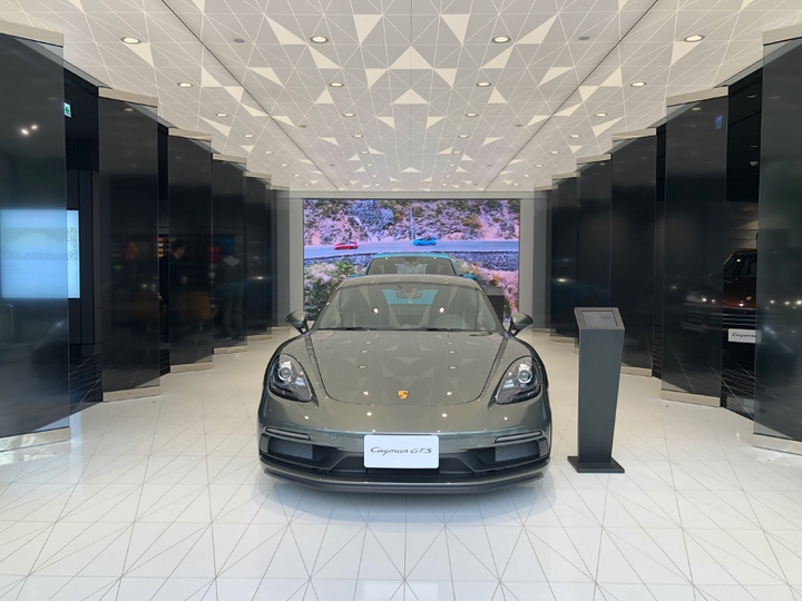 Porsche桃園概念店賞車＋Panamera試乘分享
