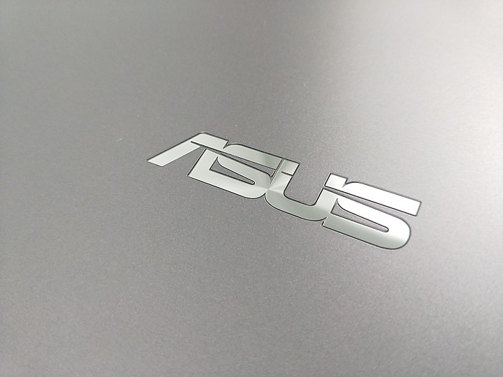 「小亞開箱」ASUS X409MA 華碩窄邊框超值筆電