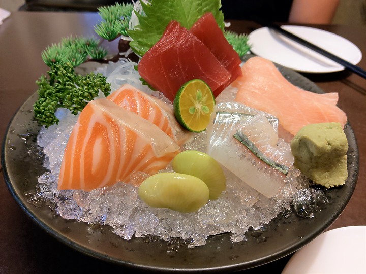 手機先食~U12+