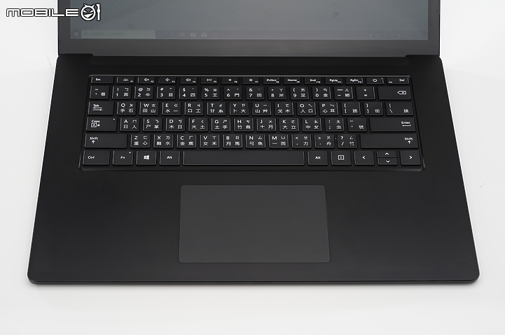 微軟 Surface Laptop 3 15" 測試報告 效能非絕對 繪圖好好用！