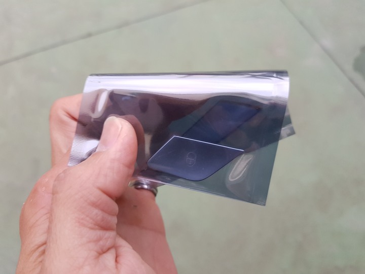 點我看大圖 V250d 超蠢內門中控設計