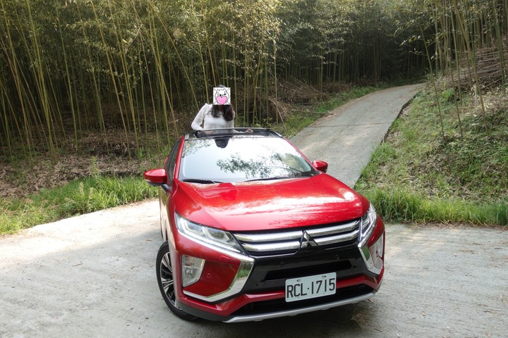 點我看大圖 【感動心得】─=≡Σ((( つ•̀ω•́)つ我與日蝕《ECLIPSE CROSS S-AWC》相見恨晚之上山下海暢遊無阻密境來去自如